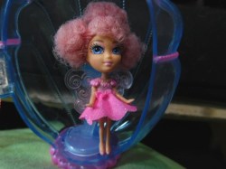 kiddles pink hair